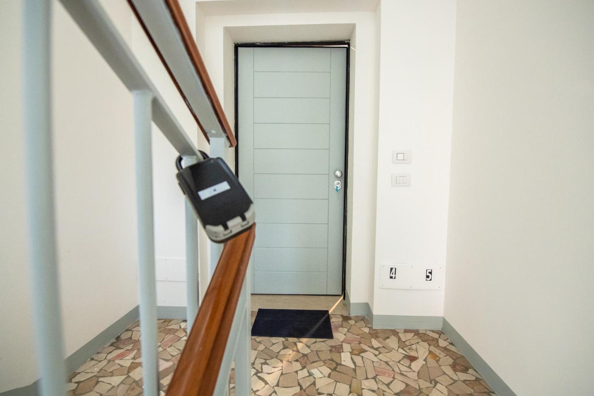350 M Da Ospedale Maggiore L Parcheggio Prive L